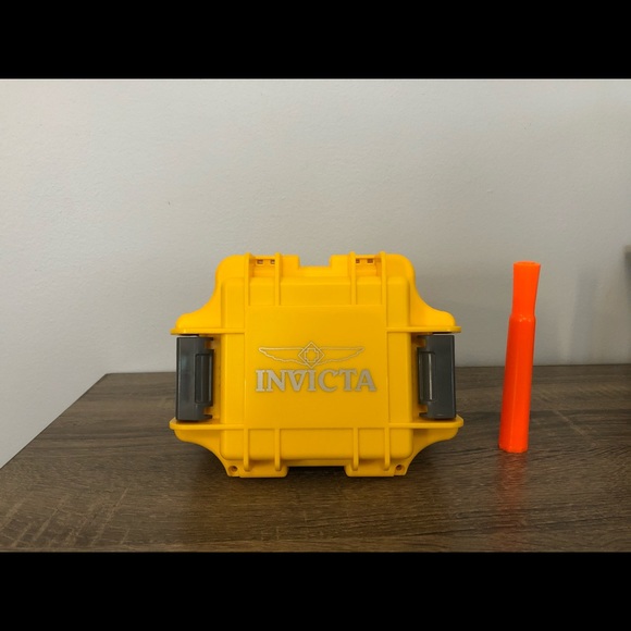 2 - Invicta 1-slot dive cases - Picture 2 of 4